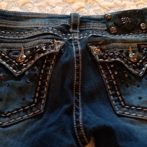 Jeans - Picture 2 of 2
